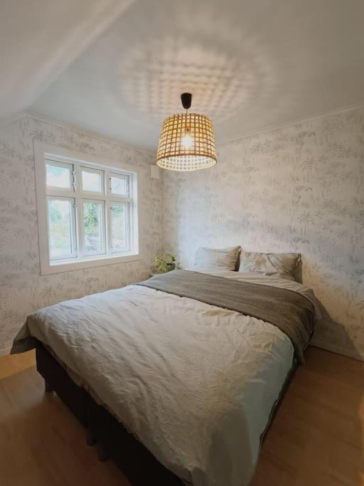 Vila Charming House In Ulsteinvik With Free Parking Exteriér fotografie